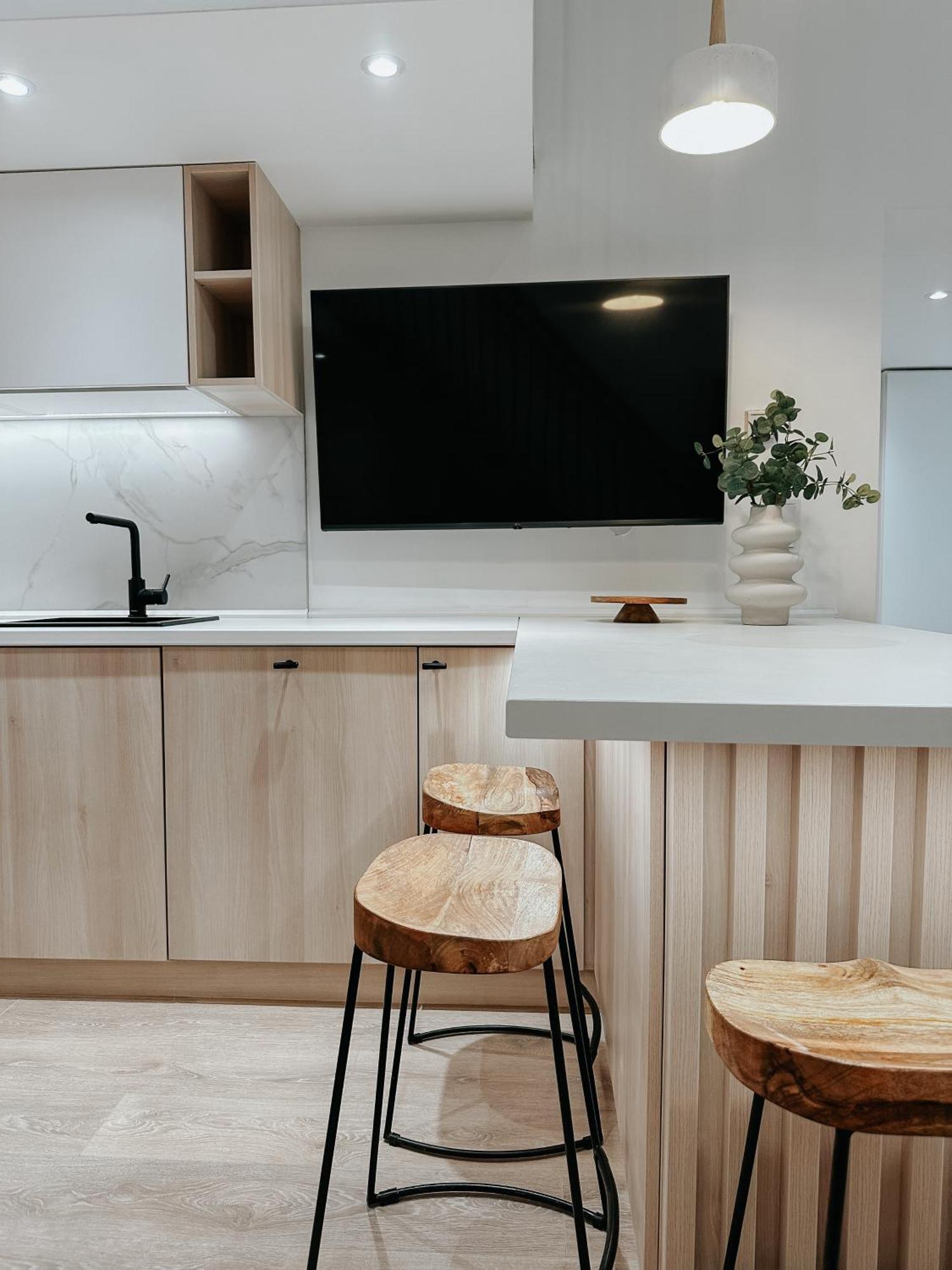 Jokai-j18 Three Bedroom Stylish Apartment Budapest